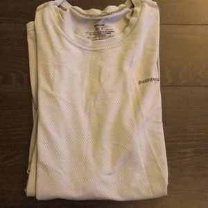Gray Men’s Patagonia Size M